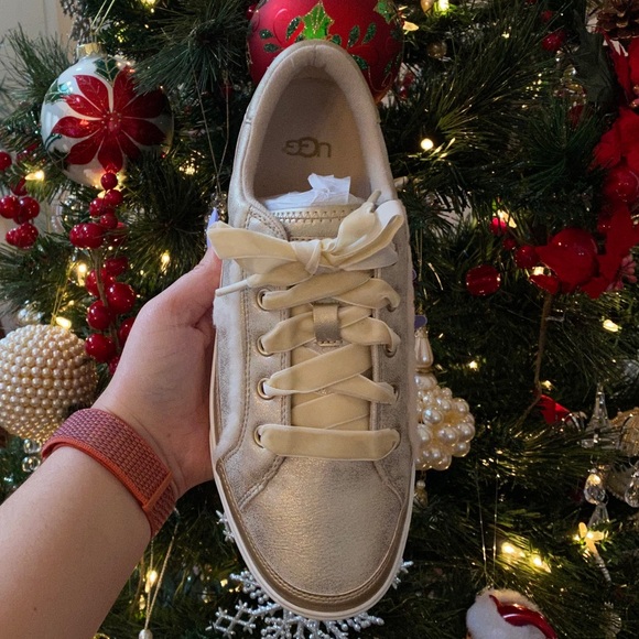 NWT Ugg Kids Alanna Sneaker - Picture 5 of 14